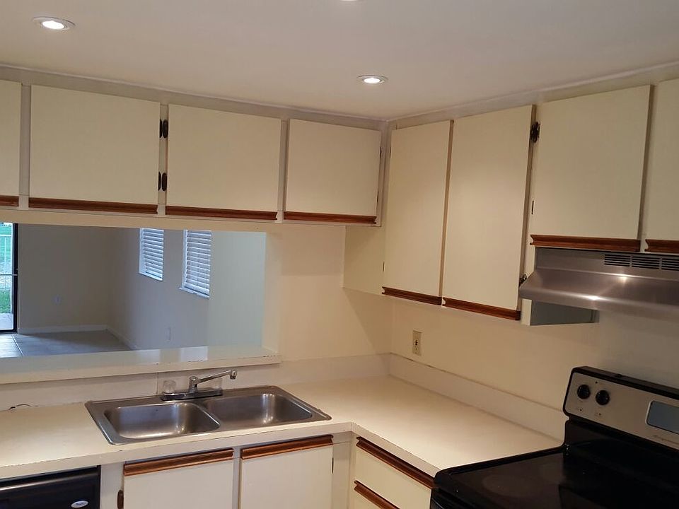 1st image of 5200 NW 31st Ave APT 85
