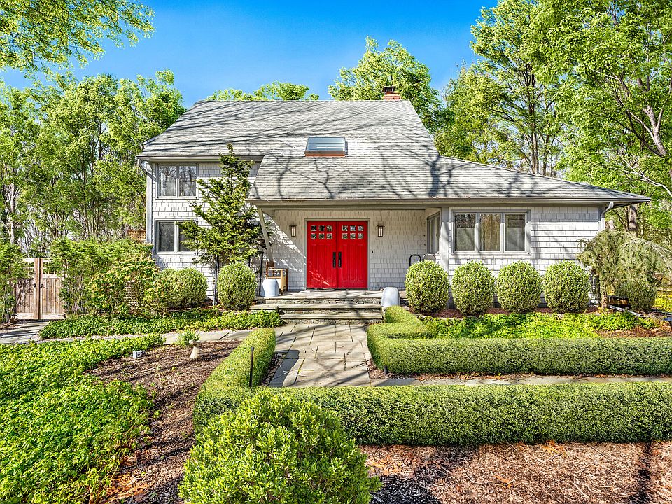 1st image of 17 Larboard Dr