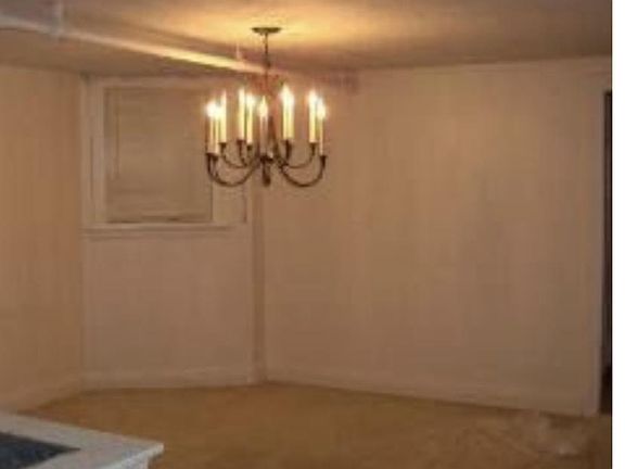 5th image of 6354 N Leroy Ave #Basement