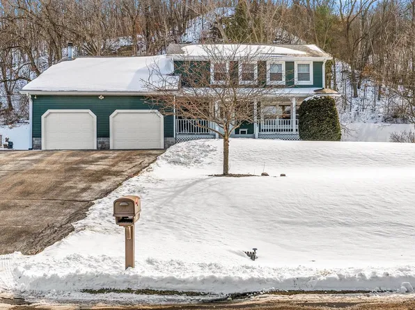 4304 Meadowlark LANE, La Crosse, WI 54601