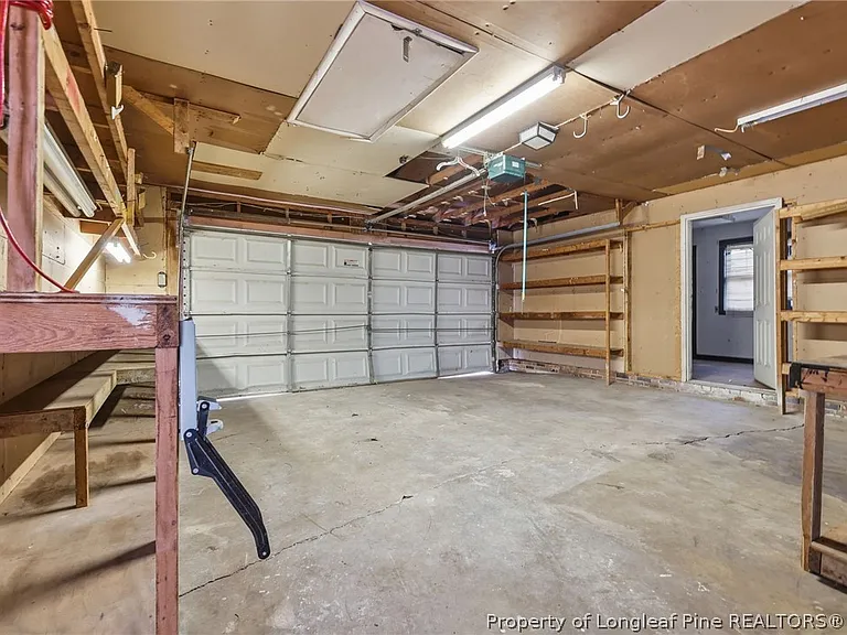 1902 Paisley Ave — Photo 32