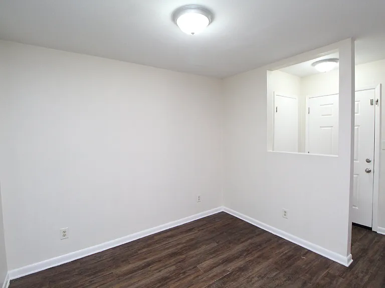5207 Charbar Dr #B — Photo 6