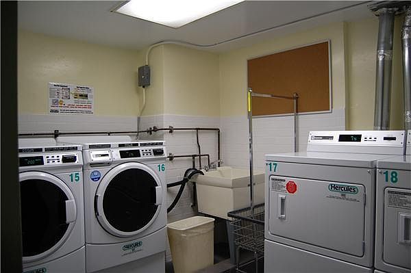 1st image of 164-168 Pearl St #2F