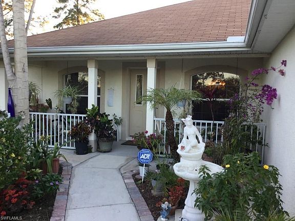 2nd image of 912 Hepburn Ave