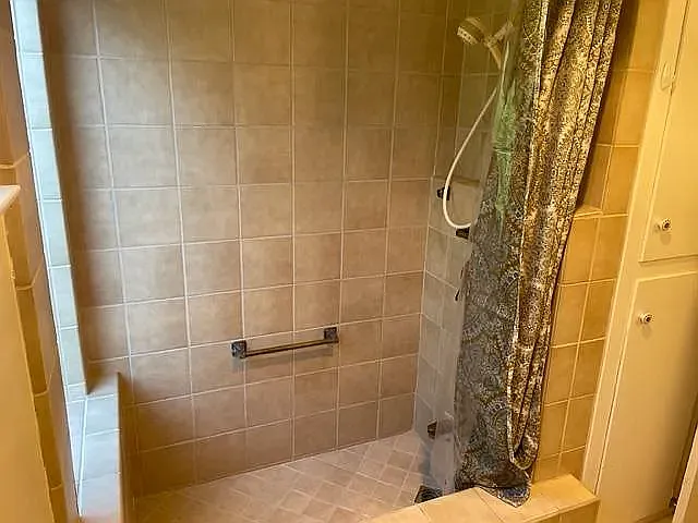 Full Bath/Shower area