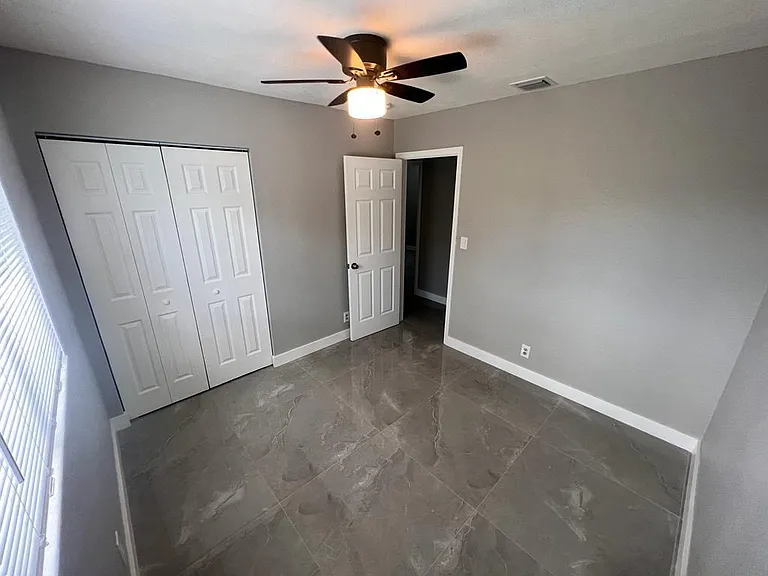 151 NE 17th Ave — Photo 10