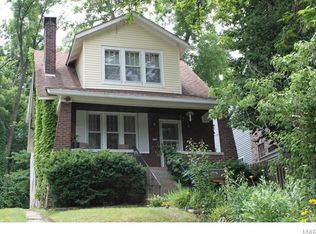 7350 Arlington Dr, Saint Louis, MO