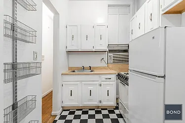 Rented by Bond New York