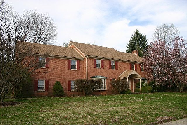 2nd image of 950 Leidig Dr