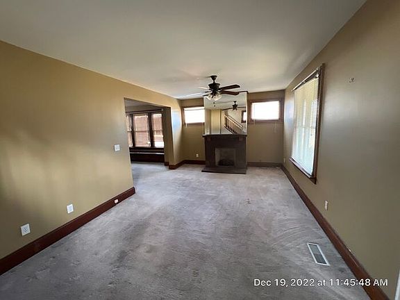 4th image of 811 S 22nd St