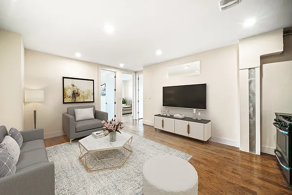 Rented by Vector New York, LLC | media 12