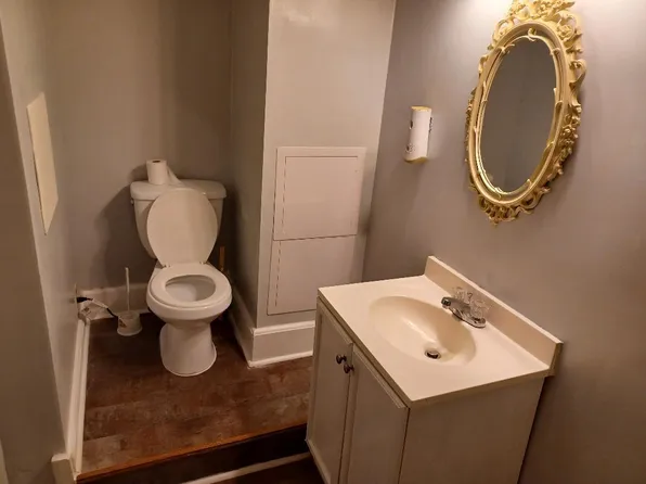 116 Eric Run Ct, Lawrenceville, GA 30043