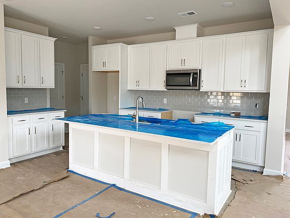 203 Grappa Way, Homesite 326 Interior Image 4