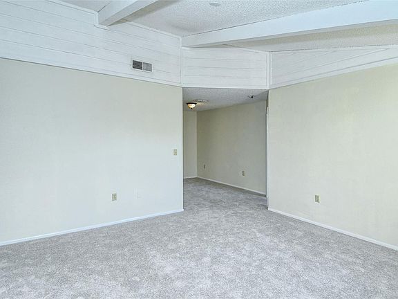 3rd image of 2845 Jamaica St
