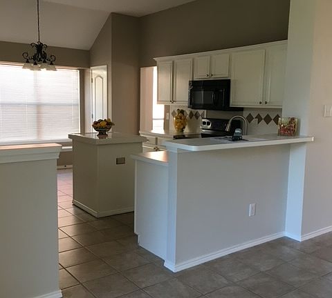 4th image of 4724 Sunflower Dr