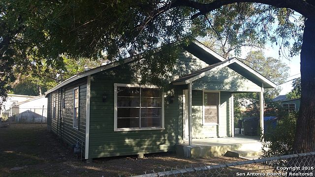 1st image of 804 S San Eduardo Ave