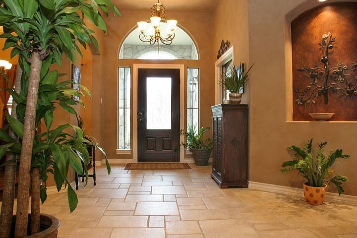 Entryway with Ceramic Tile