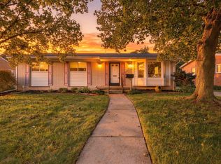 29821 Mason St, Livonia, MI 48154