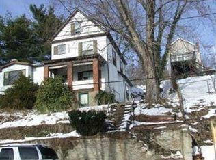 815 Cowan Ave, Jeannette, PA 15644