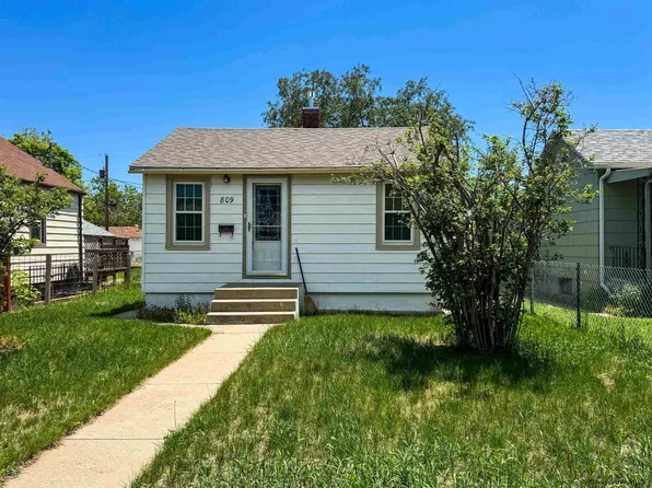 809 E 5th St, Cheyenne, WY 82007