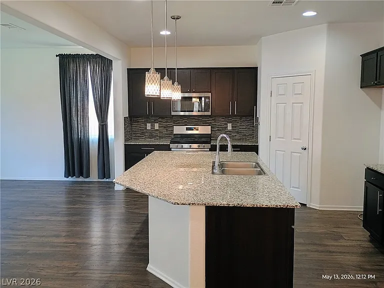 4224 Seclusion Bay Ave — Photo 3