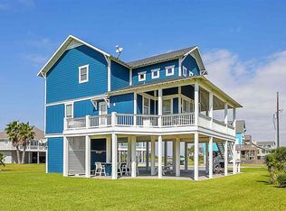 705 Sara Way, Pt Bolivar, TX 77650