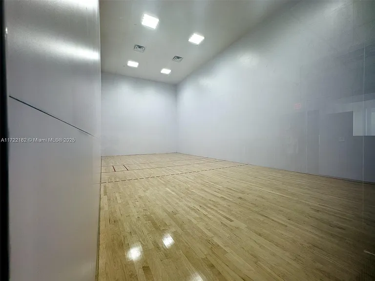 6365 Collins Ave #1506 — Photo 21