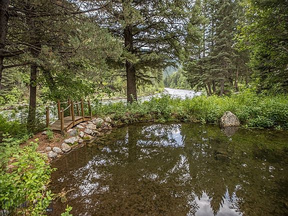 29th image of this home