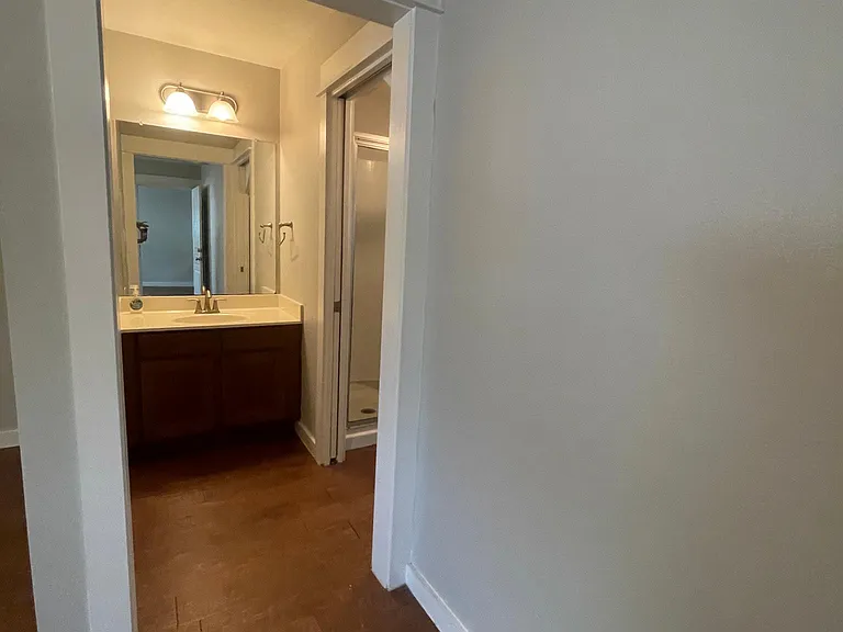 706 W North Loop Blvd #A — Photo 16