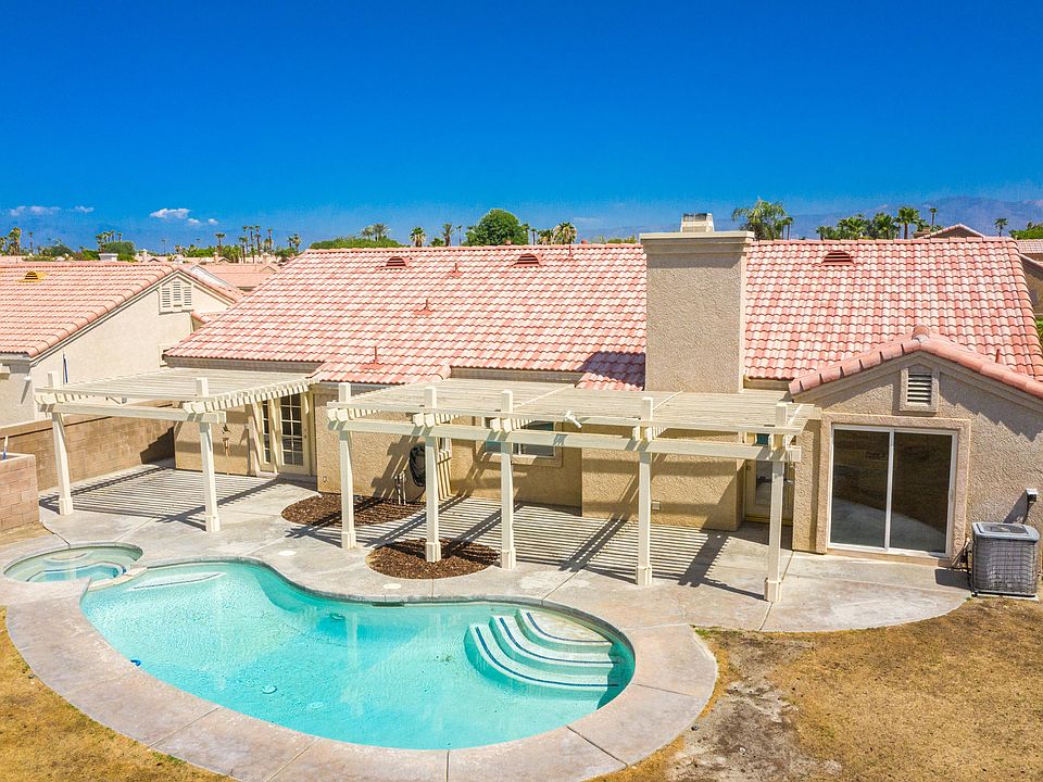 1st image of 79295 Desert Crest Dr