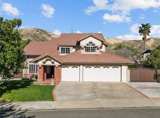 28709 Darrow Ave, Saugus, CA 91390