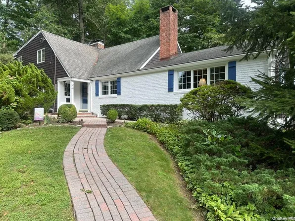 26 Willow Drive, Port Washington, NY 11050