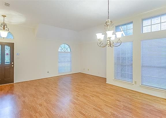 5th image of 1505 Palisades Dr