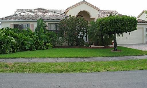 FRONT Exterior view