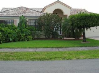 2662 E Orchard Cir, Davie, FL 33328