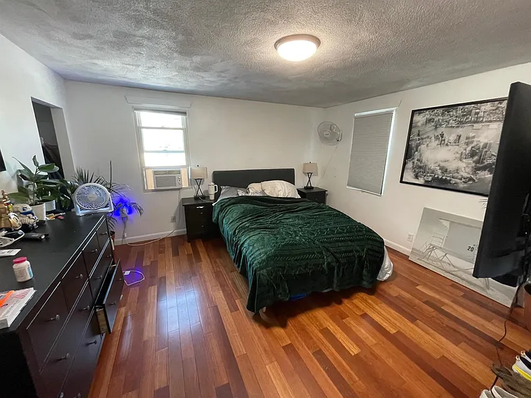 70 School St #2 — Photo 10