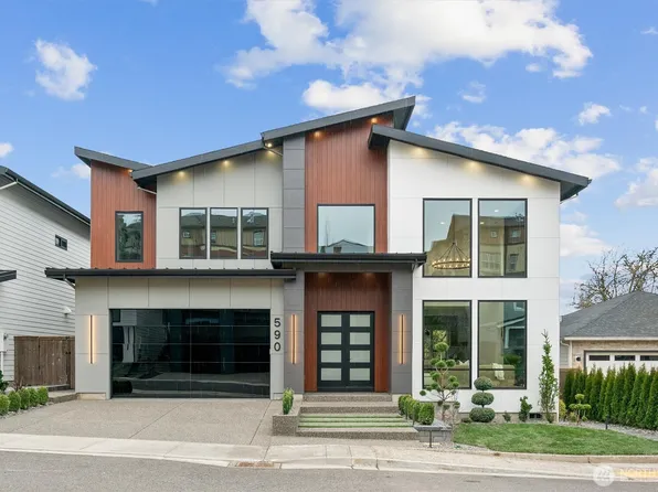 590 W U Street, Camas, WA 98607