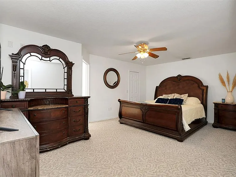 10648 SW 38th Ave — Photo 26