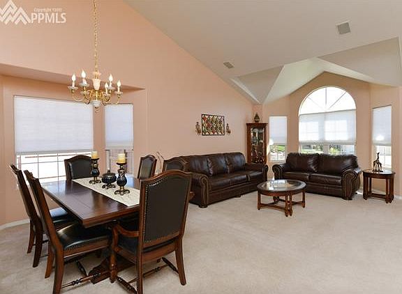 4th image of 5484 Mountain Garland Dr
