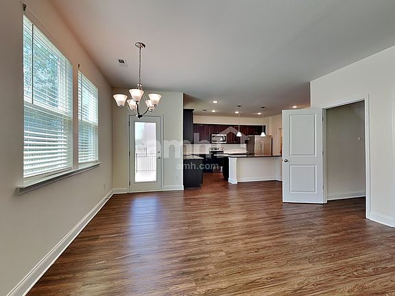 5th image of 13037 Wishsong Ct