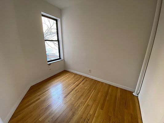 5th image of 79 Thompson St APT 8
