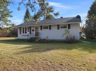 36 E Beacon Hill Rd, Ely, MN 55731