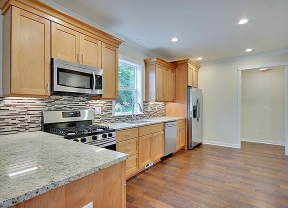 5th image of 3714 S Alaska St
