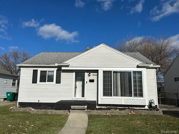 29444 Rosslyn Ave, Garden City, MI 48135