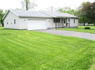432 E Wilson St, Bement, IL 61813