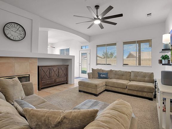 4th image of 45180 Debbie Dr #1