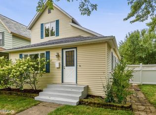 1014 Michigan Ave, Saint Joseph, MI 49085