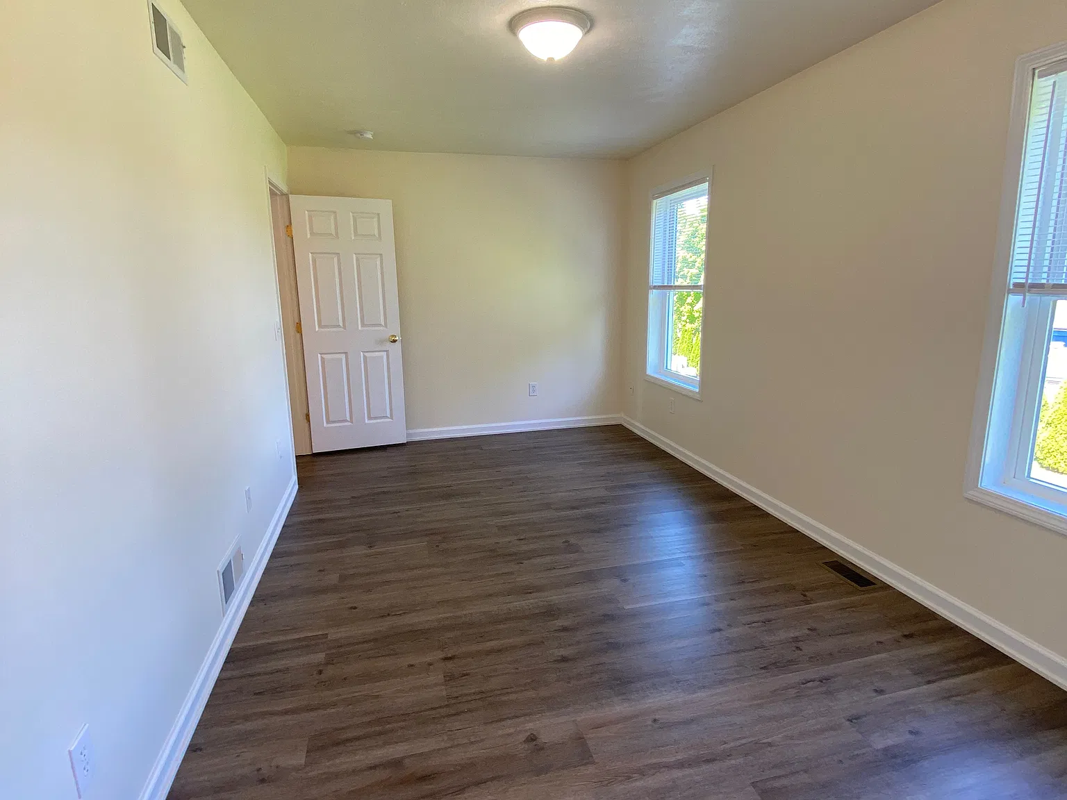 3 bed, 1.5 bath, $1,750 — Photo 1
