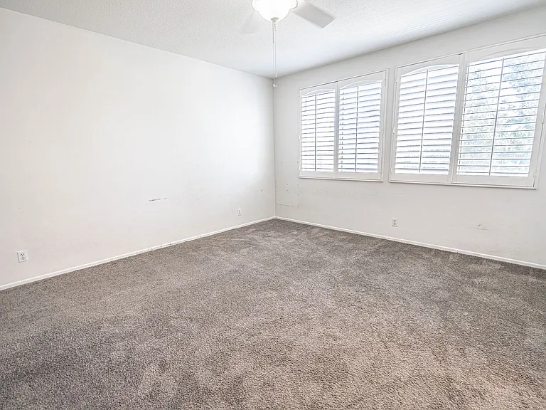 25410 Dry Creek Ct — Photo 14