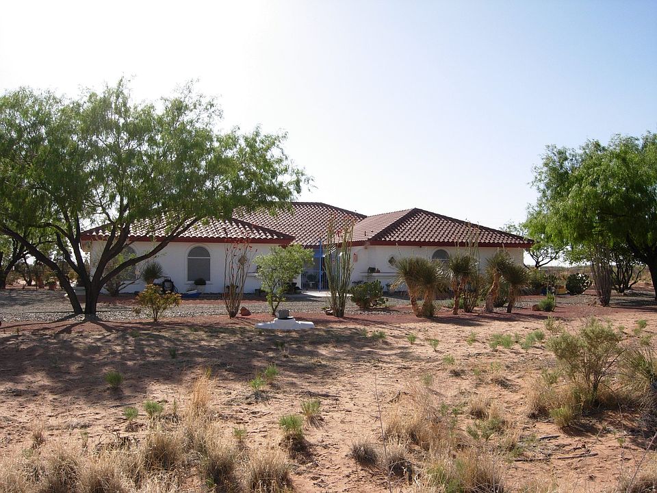13824 Desert Willow
